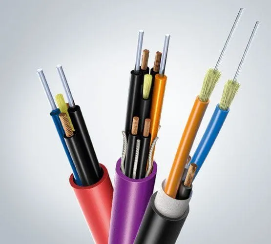 Cabo elétrico híbrido com fibra óptica integrada para máquinas industriais